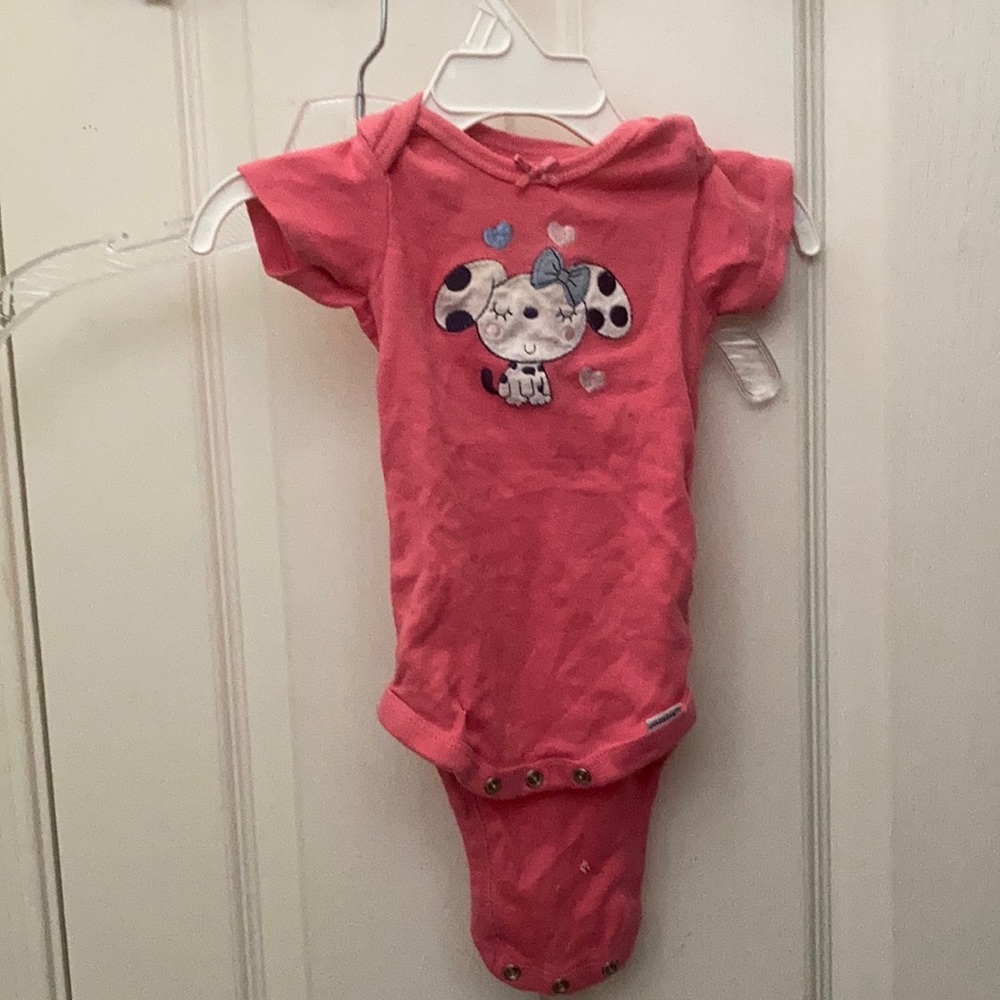 FINAL MARKDOWN Gerber puppy dog onesie 3-6 months
